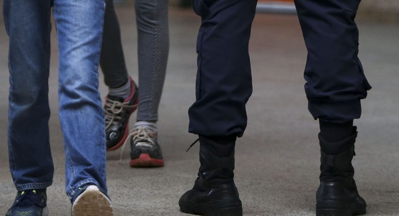 Justiça suspende regras de escolas cívico-militares em SP