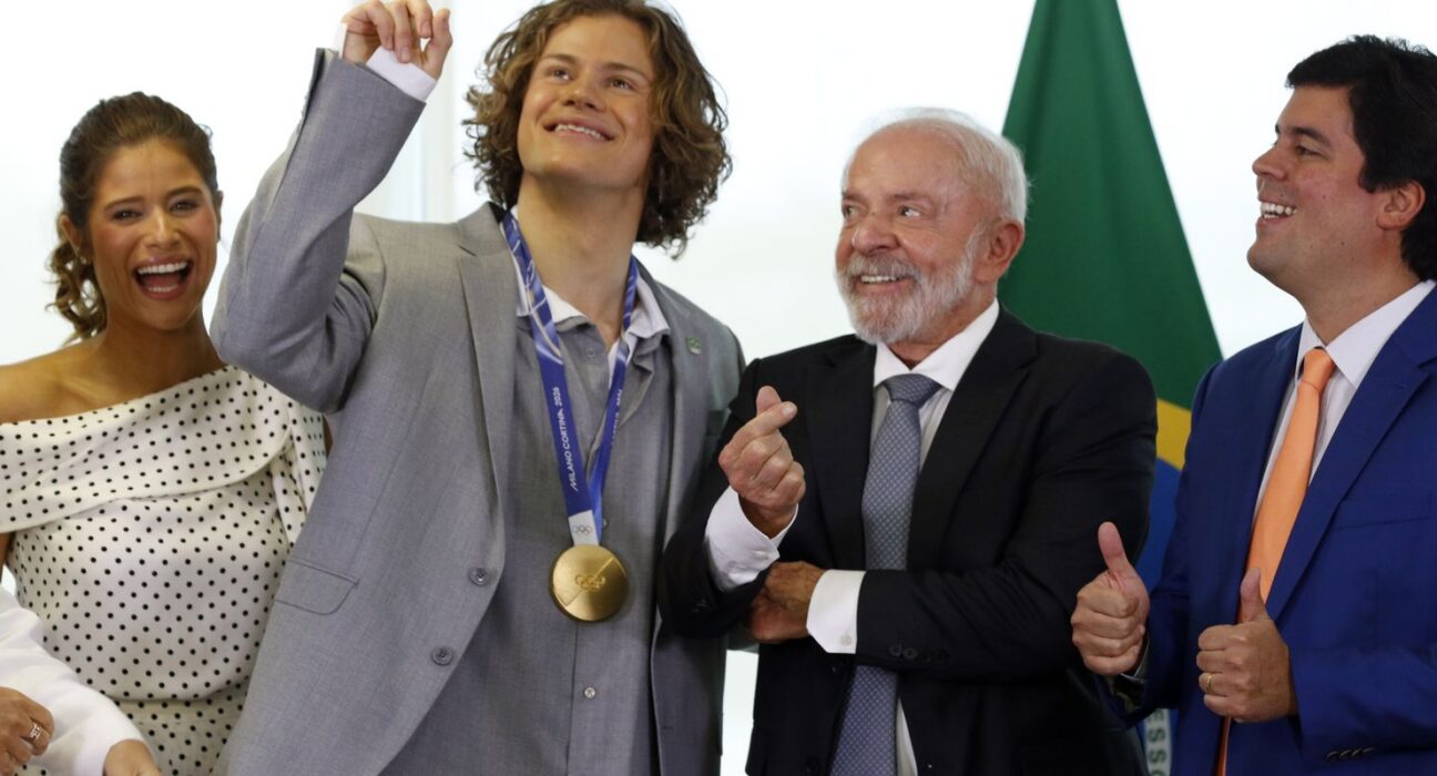 Lula recebe Lucas Pinheiro, medalha de ouro nos Jogos de Inverno