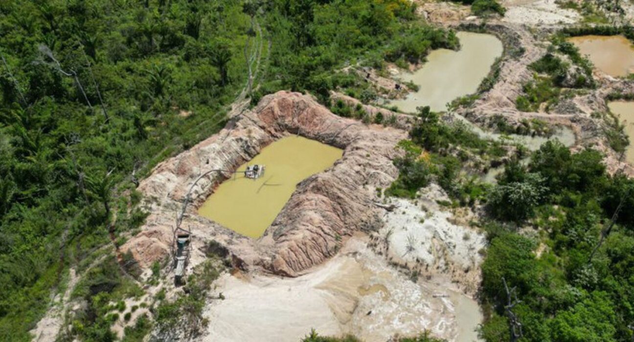 PF combate venda de diesel para garimpos ilegais em terra indígena