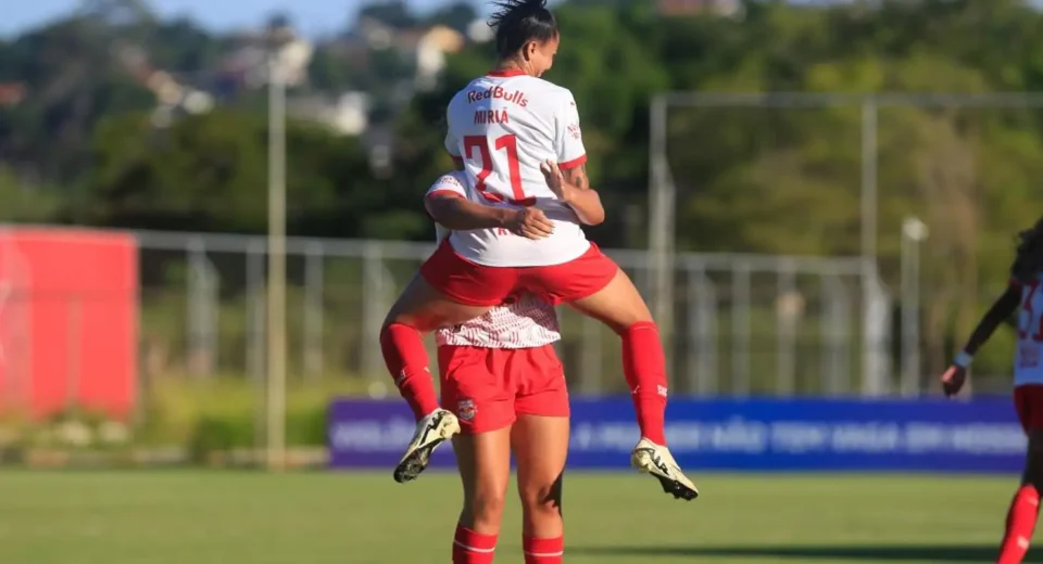 TV Brasil exibe futebol feminino entre Flamengo e Red Bull Bragantino