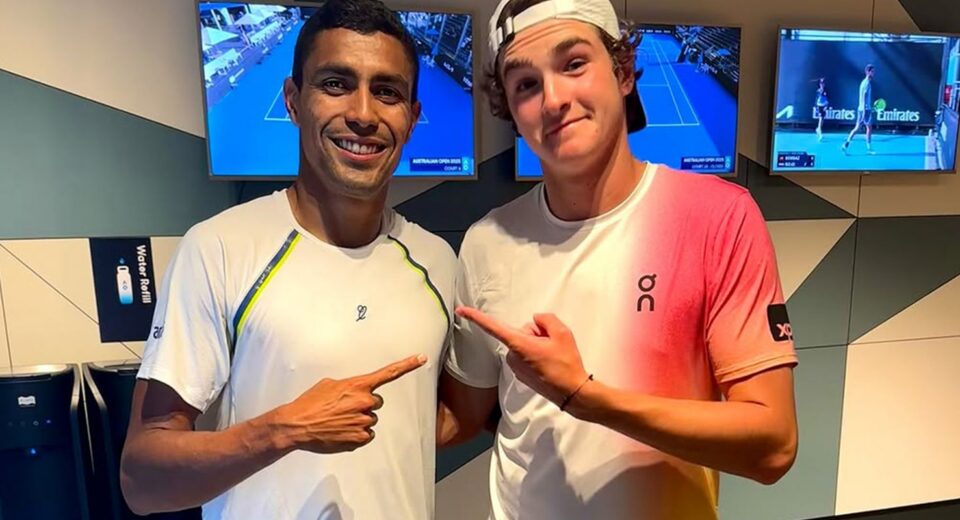 Duelo entre João Fonseca e Thiago Monteiro agita noite do Rio Open