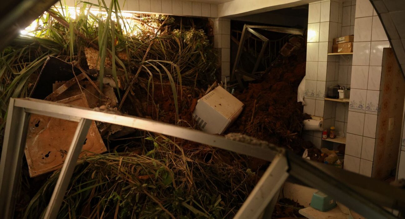 Chuvas fortes deixam 64 mortos em Juiz de Fora e Ubá