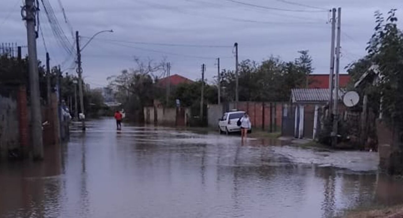 Chuvas fortes causam estragos no noroeste do Rio Grande do Sul