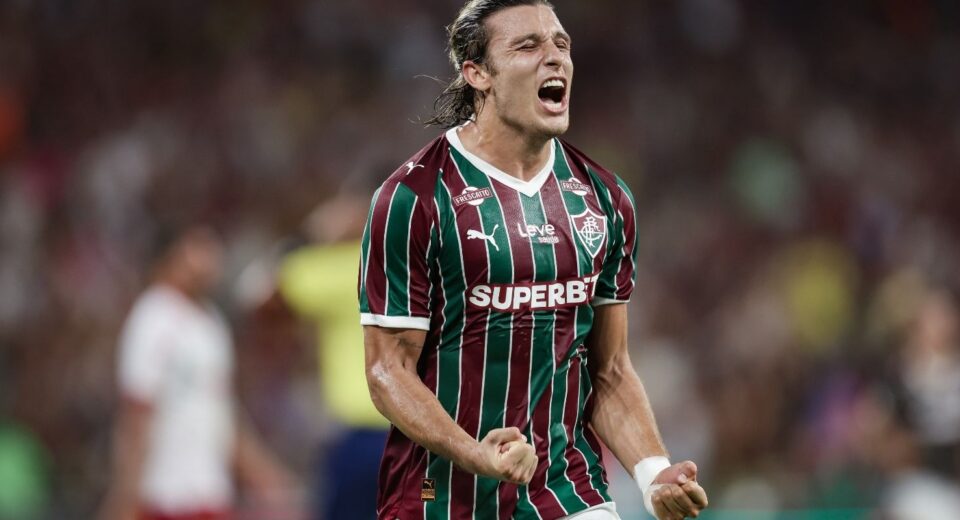 Fluminense supera Bangu e pega Vasco na semi do Campeonato Carioca