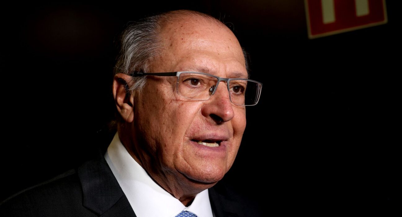 Alckmin: governo prioriza abastecimento e quer evitar alta do diesel