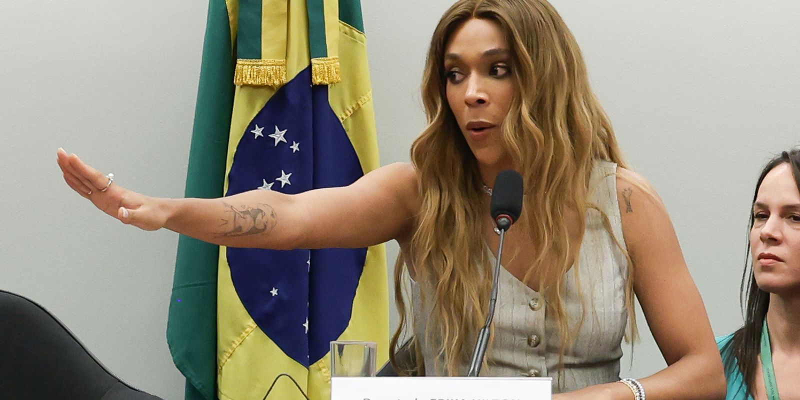 Comissão enfrentará "sistema organizado de opressão", diz Erika Hilton