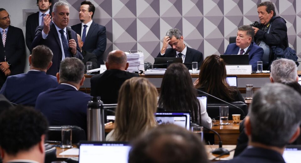 CPMI do INSS termina sem relatório final