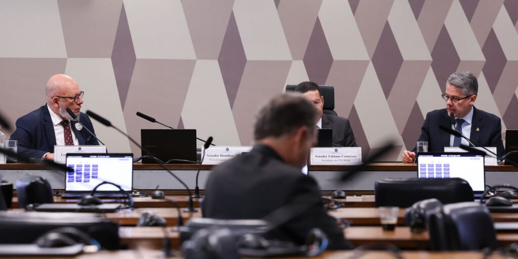 CPI do Crime Organizado convoca Ibaneis, Cláudio Castro e Campos Neto