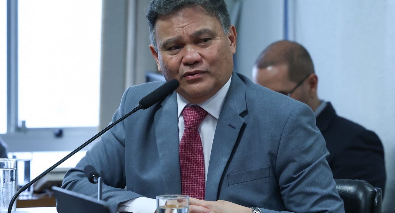 Classificação de facções como terroristas pelos EUA ameaça soberania