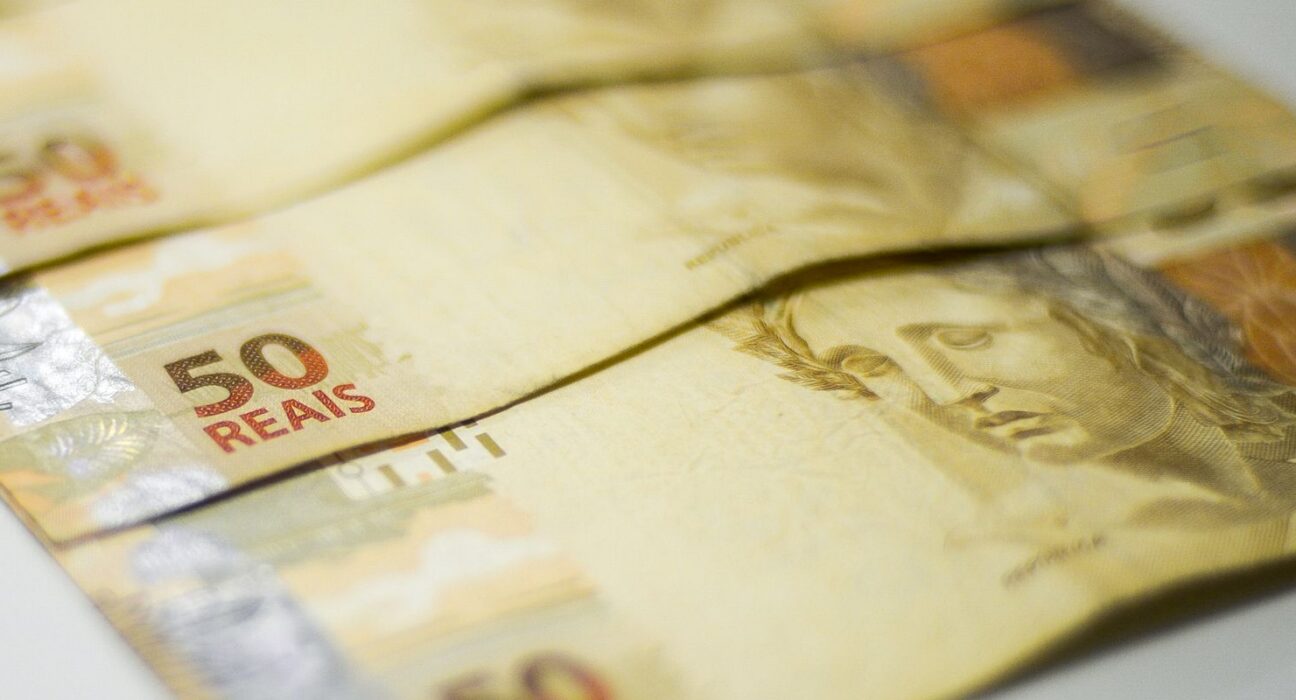 Com precatórios, previsão de déficit primário sobe para R$ 59,8 bi