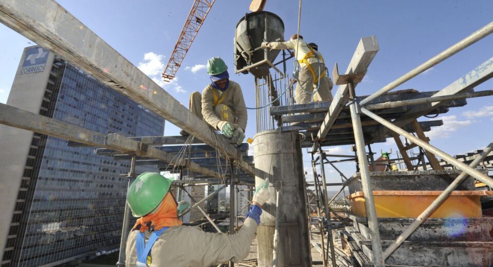 Estimativas do mercado para inflação e PIB ficam estáveis