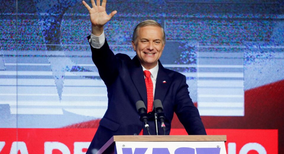 Lula vai participar da posse de Kast na presidência do Chile