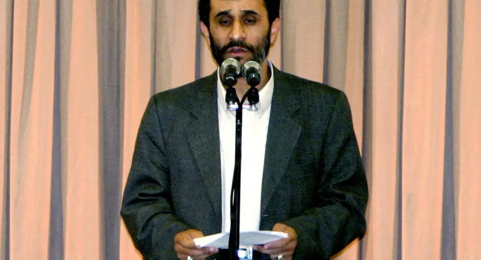 Bombardeio a Teerã mata ex-presidente iraniano Mahmoud Ahmadinejad