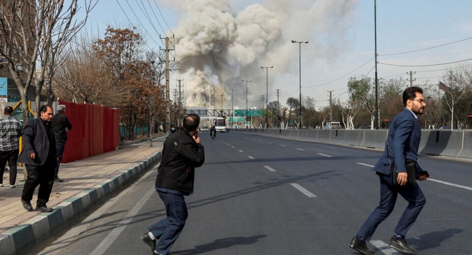 Guerra no Irã amplia risco ambiental e climático, diz relatório