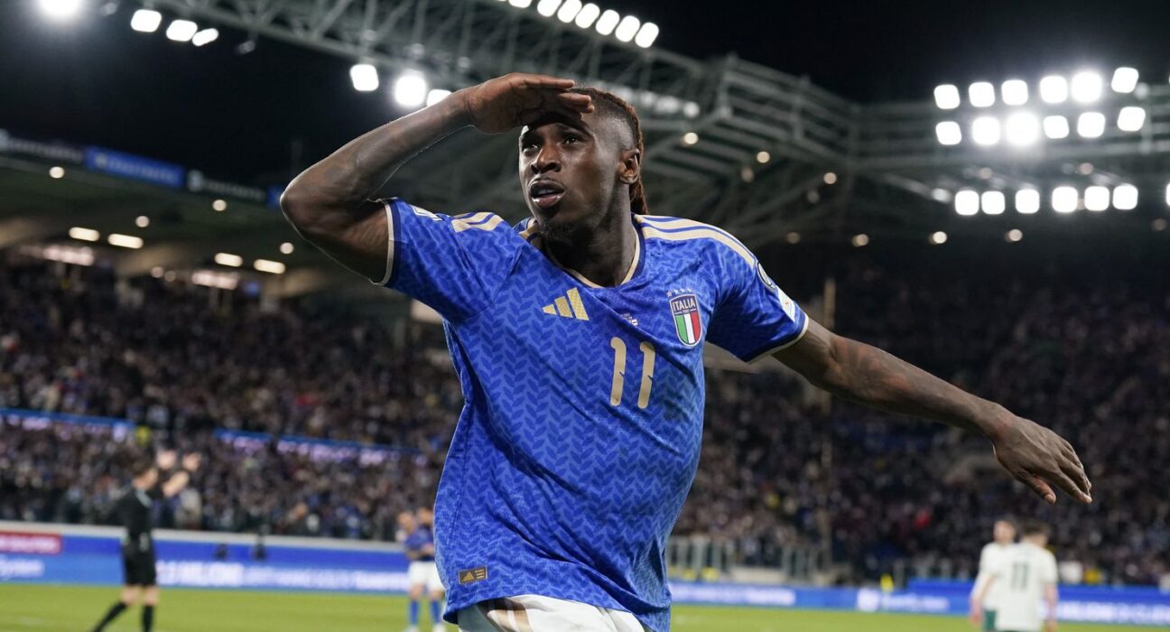 Itália vence e continua viva na luta por vaga para a Copa do Mundo