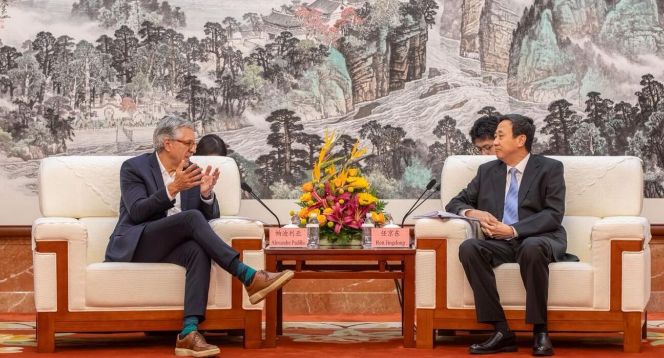 Saúde busca na China alianças para impulsionar serviços de IA no SUS