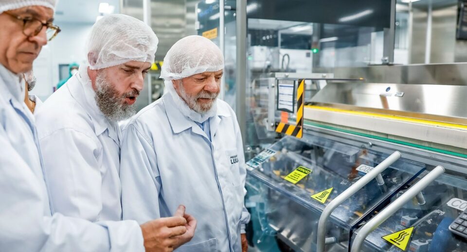 Lula diz que Estado deve garantir acesso a medicamentos