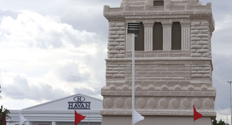 TST condena lojas Havan por racismo recreativo contra ex-funcionária