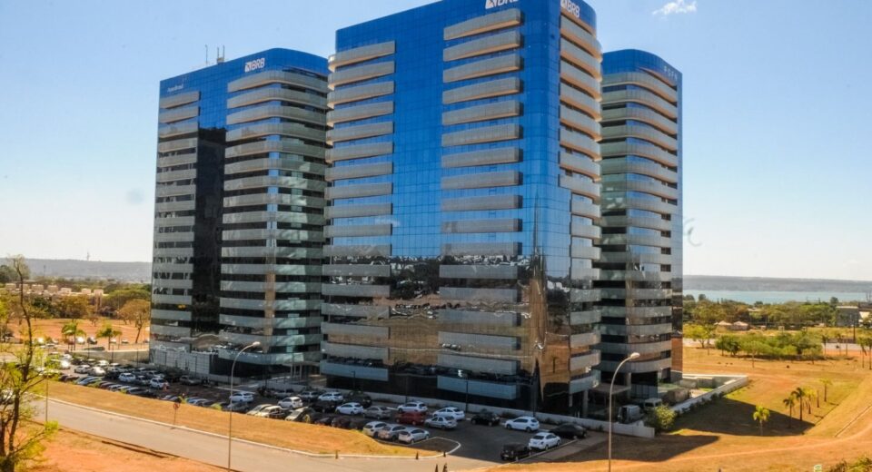 Ibaneis pede R$ 4 bi a Fundo Garantidor de Créditos para socorrer BRB