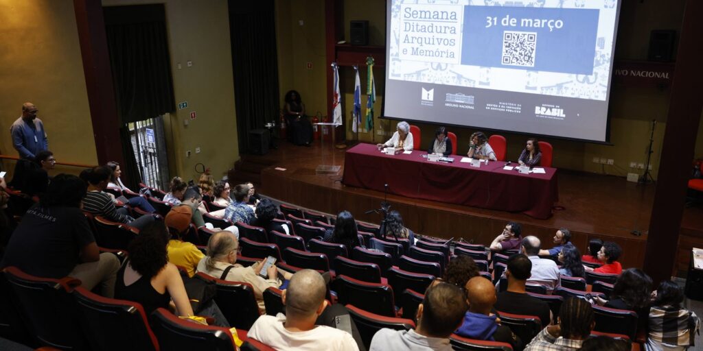 Evento debate importância dos arquivos para preservar memória de 1964