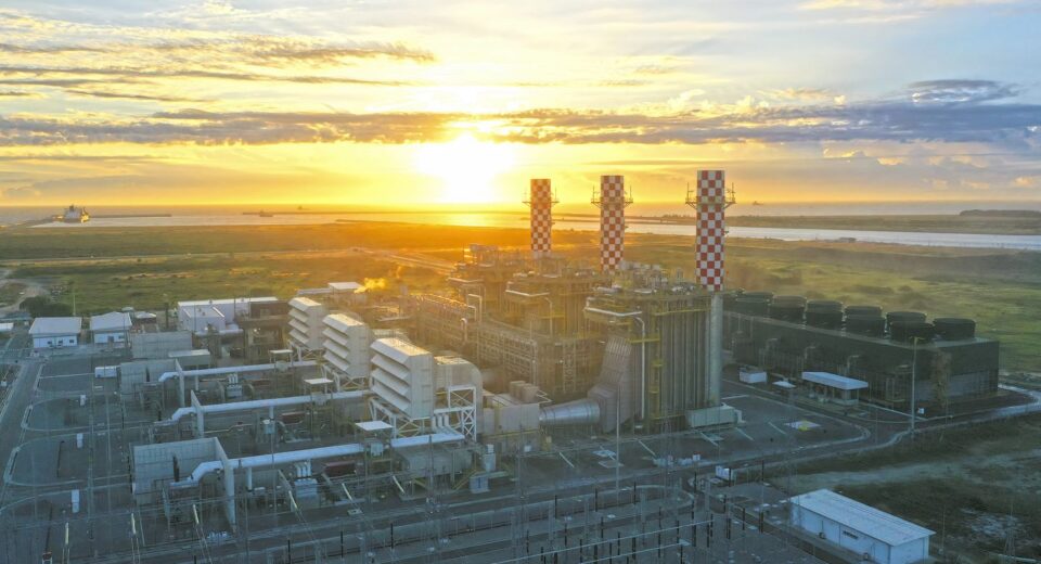 Entidades questionam fontes poluentes no leilão de reserva de energia