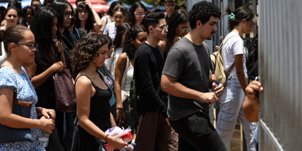 Enem passa a compor Saeb e vai medir a qualidade do ensino no Brasil