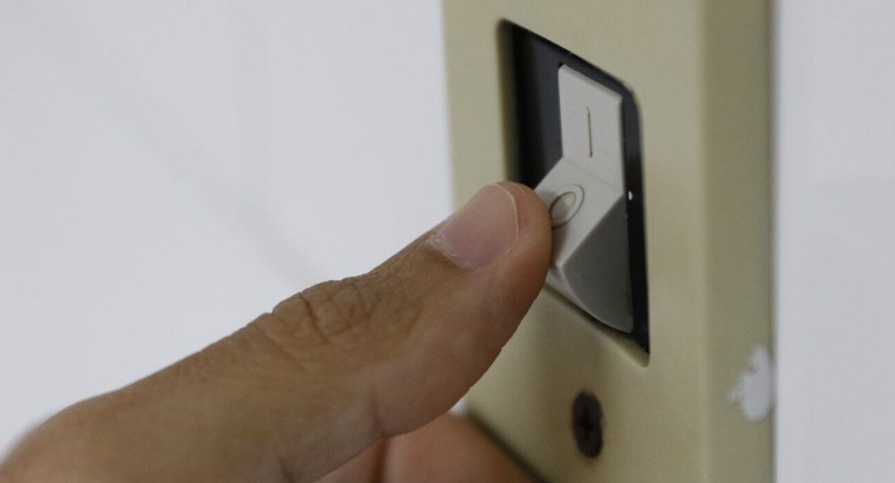 Equatorial convoca 1,45 milhão para garantir isenção na conta de luz