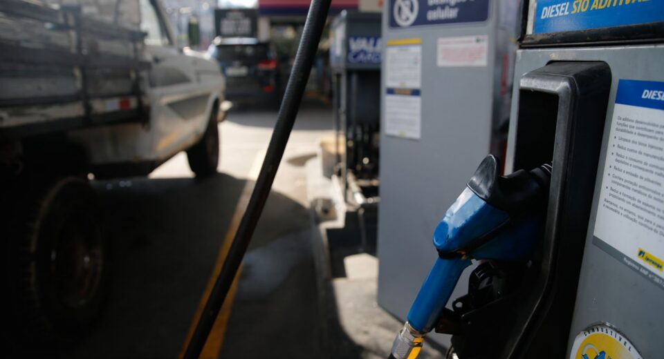 Levantamento aponta falta de diesel em 142 municípios gaúchos