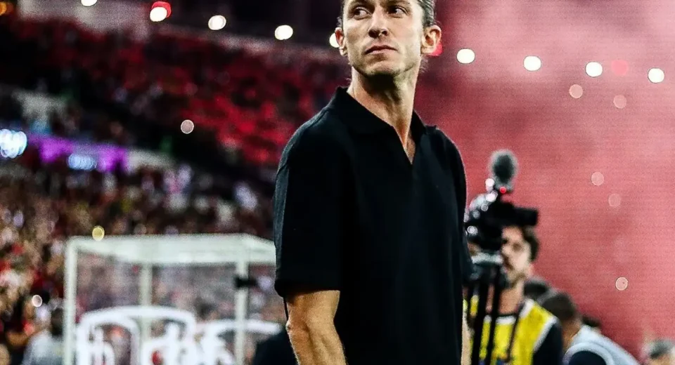 Flamengo demite técnico Filipe Luís após goleada sobre o Madureira