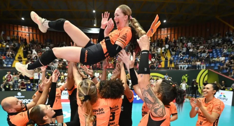 Osasco é campeão da Copa Brasil de vôlei feminino