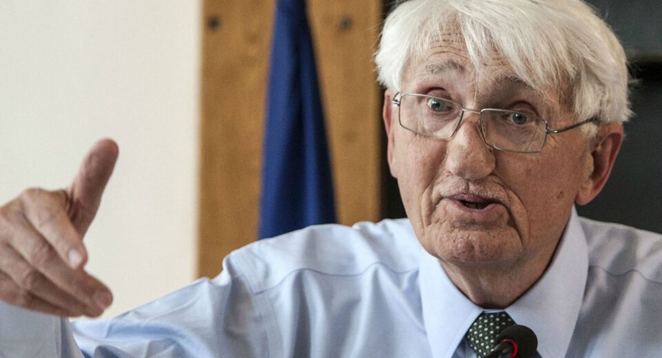 Morre filósofo alemão Jürgen Habermas aos 96 anos