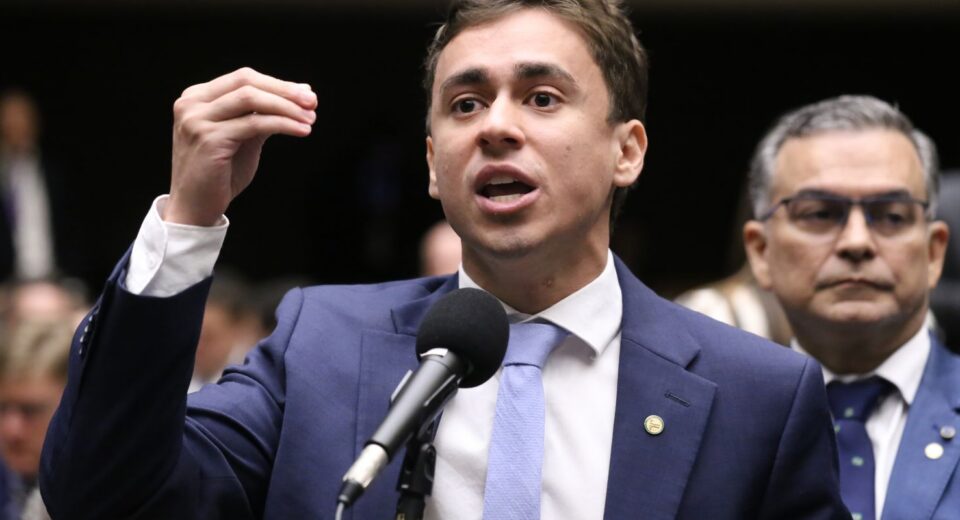 Nikolas Ferreira viajou em jato de Vorcaro na campanha de 2022