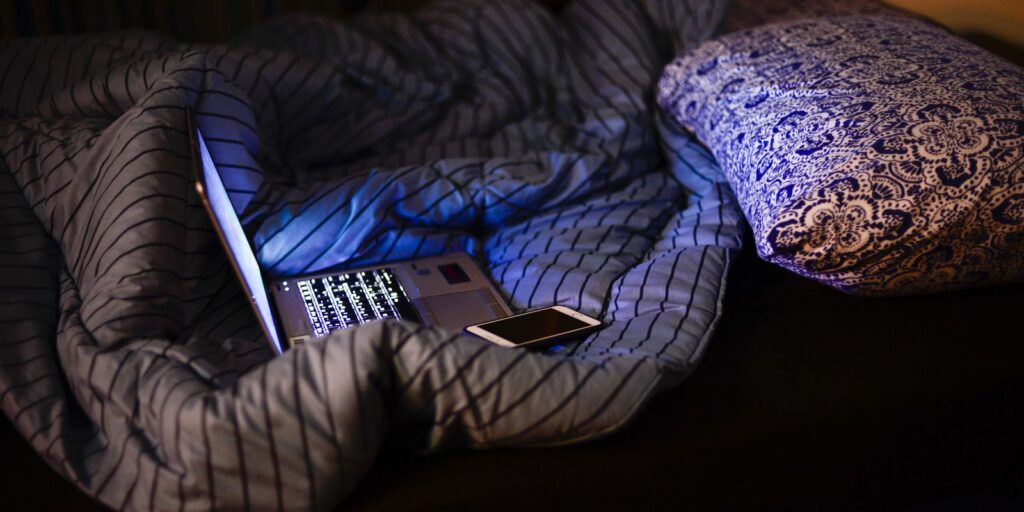 Violência sexual na internet atinge 1 em cada 5 adolescentes no Brasil