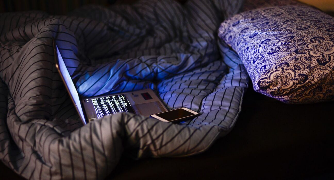 Violência sexual na internet atinge 1 em cada 5 adolescentes no Brasil