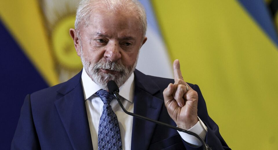 Lula faz apelo à paz, condena corrida armamentista e critica ONU