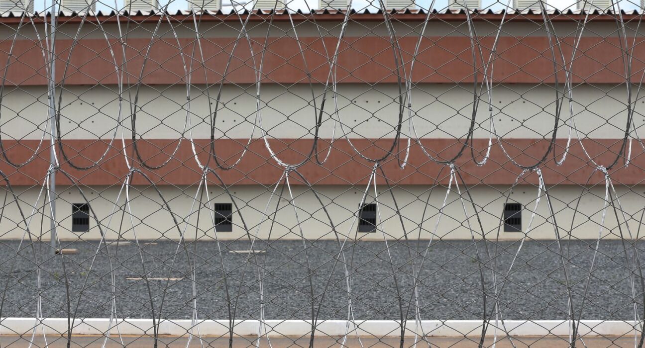 Vorcaro chega a Brasília em voo da PF e vai para presídio federal