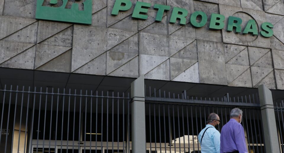 Petrobras registra lucro líquido de R$ 110,1 bilhões em 2025