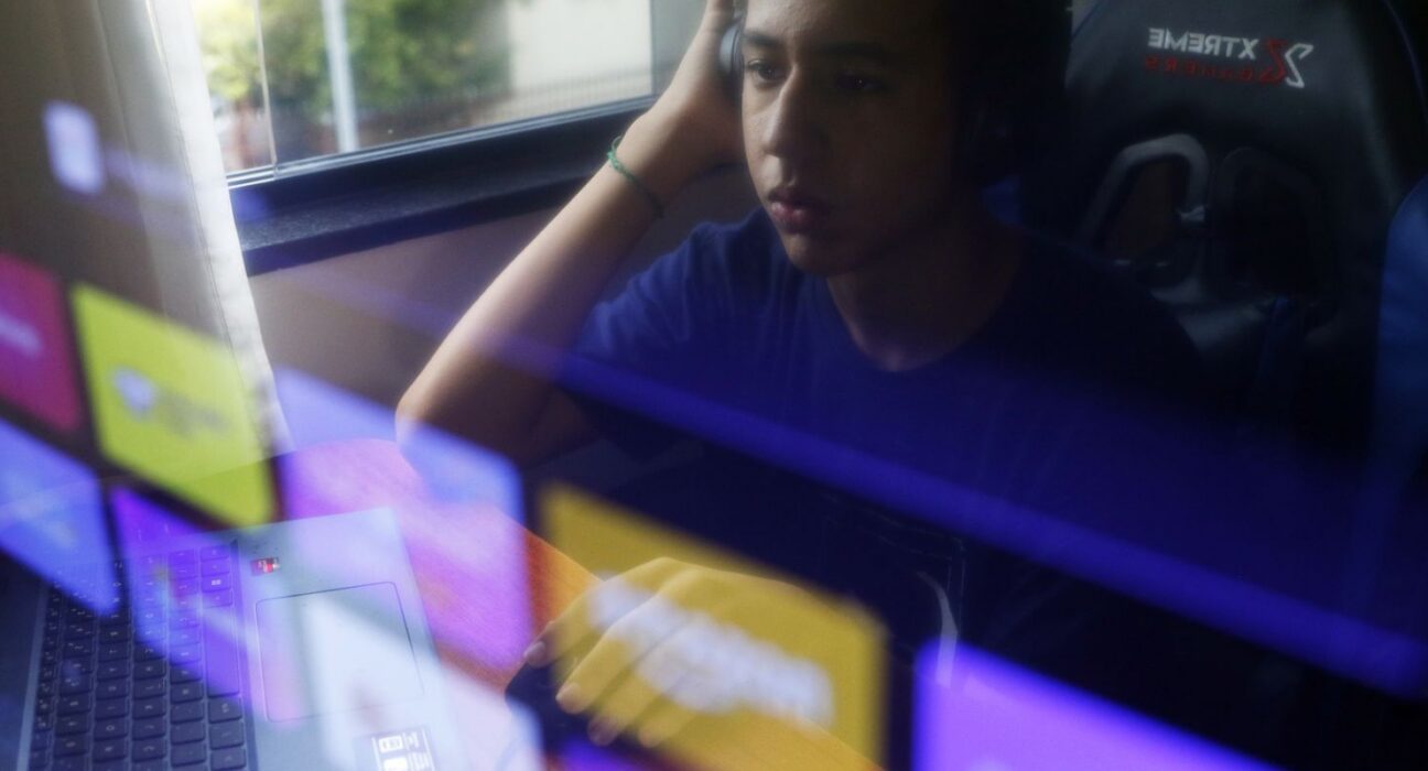 Consulta pública ouvirá sociedade sobre implementação do ECA Digital