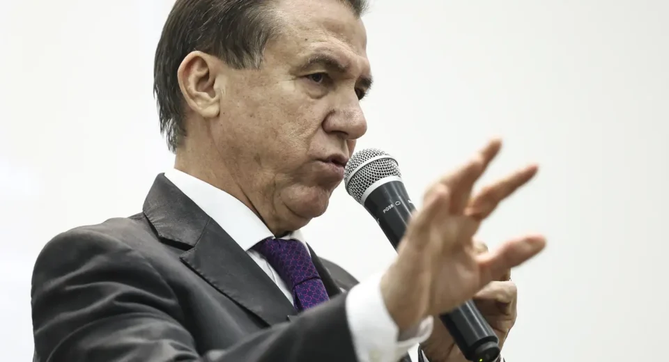 Governo pode enviar projeto com urgência se escala 6x1 não avançar