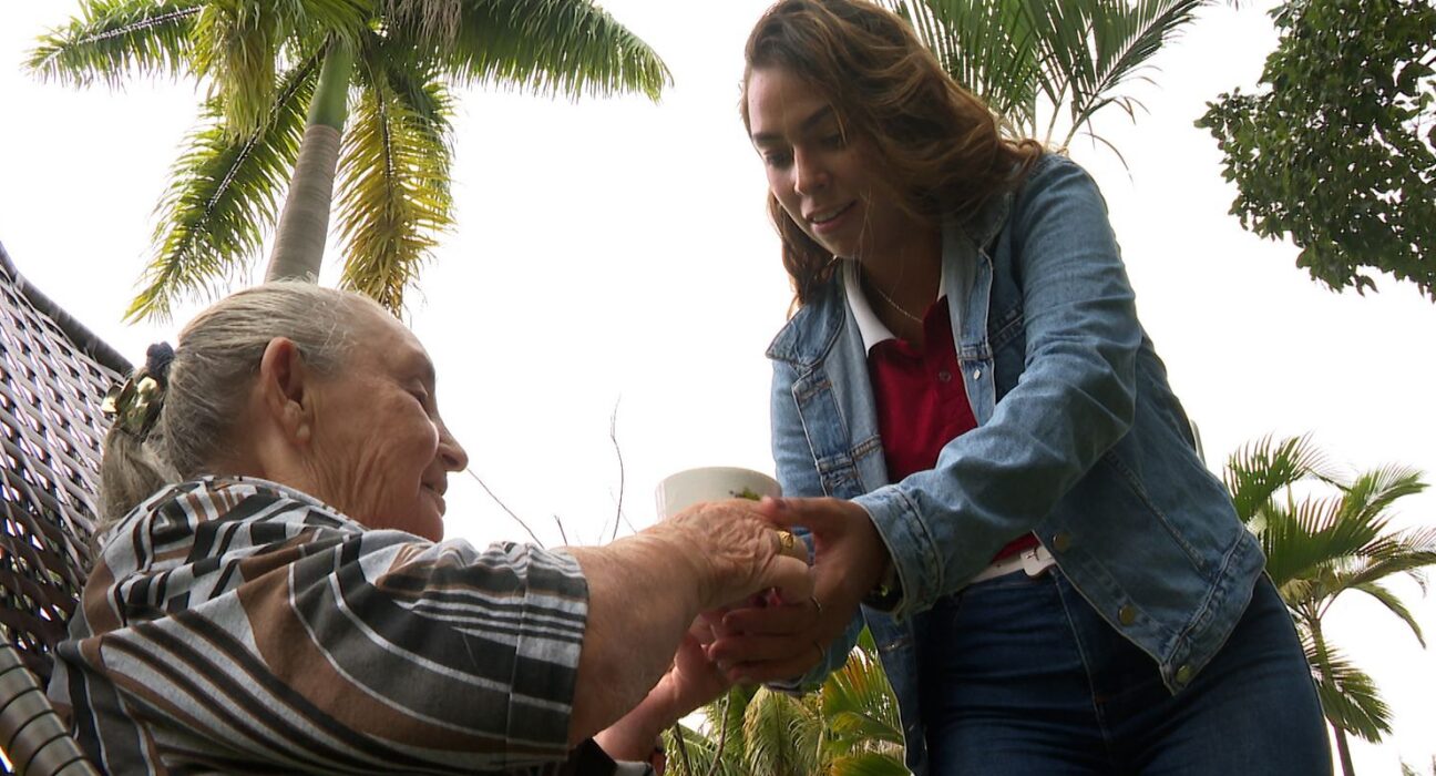 Estudo mostra que 90% dos cuidadores informais no Brasil são mulheres