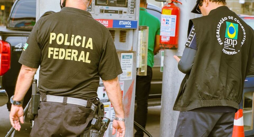 Operação da PF investiga alta de combustíveis em 11 estados e no DF