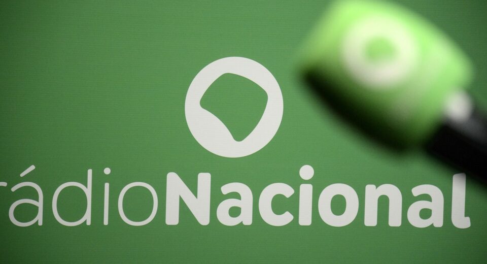Rádio Nacional FM começa 2026 com recorde de audiência em Brasília