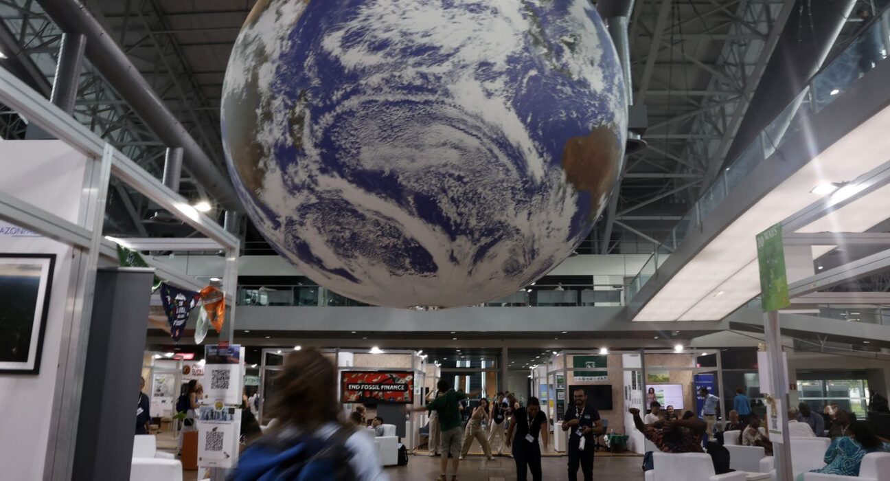 Relatório da COP30 consolida 56 decisões e mira implementação global