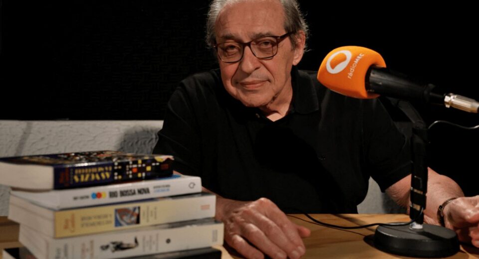 Rádio MEC apresenta nova série "De quem é a música?", de Ruy Castro