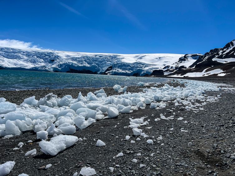 02/03/2026 - Derretimento das geleiras e calotas polares vai afetar sobretudo cidades costeiras, revela estudo. Foto: Ronaldo Christofoletti/Divulgação