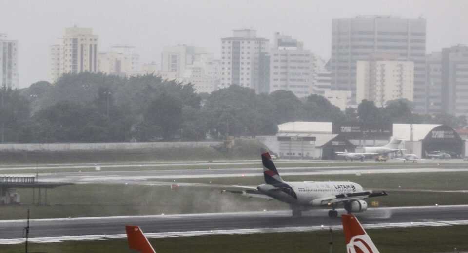 Defesa Civil de SP alerta para temporais desta quinta até sexta