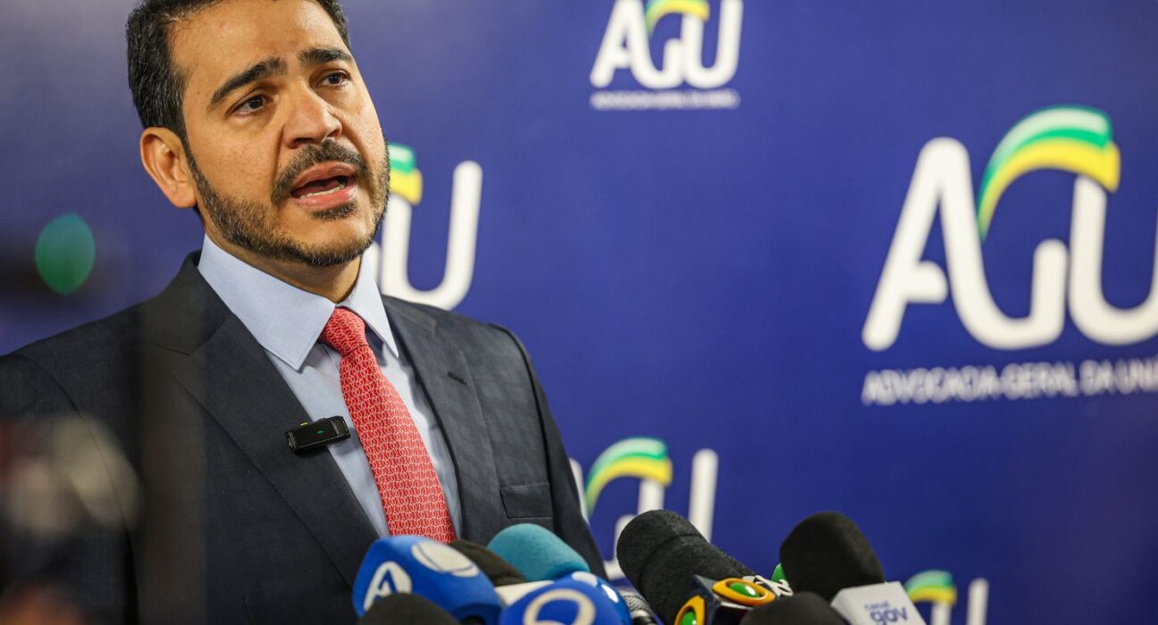 Presidência da República oficializa indicação de Jorge Messias ao STF