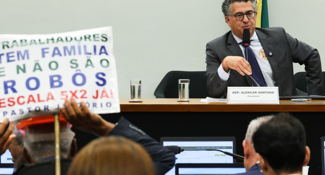 Câmara instala comissão para analisar PEC do fim da escala 6X1
