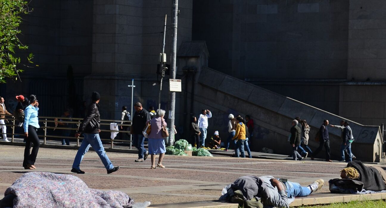 SP: governo e IBGE lançam ações para população em situação de rua