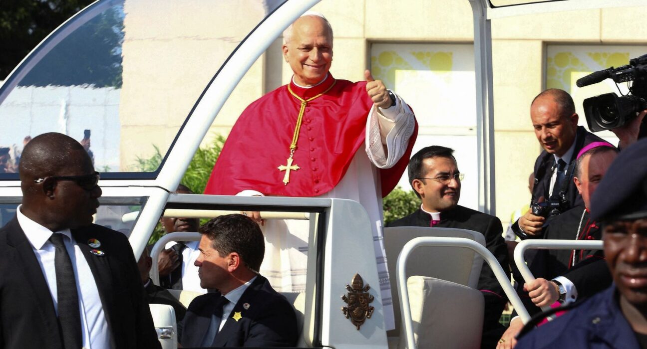 Papa: estou na África para encorajar católicos, não debater com Trump